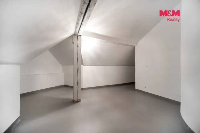 Prodej obchodního prostoru, Moravská Třebová - Město, Cihlářova, 77 m2
