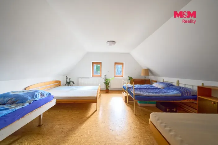 Prodej rodinného domu, Náchod - Lipí, 460 m2