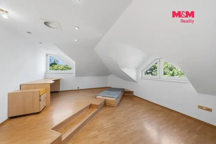 Prodej rodinného domu, Rajhrad, Dobrovského, 206 m2