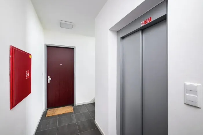 Pronájem bytu 3+kk, Praha, Hudečkova, 84 m2