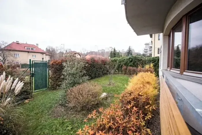 Pronájem bytu 3+kk, Praha, Pražská, 82 m2
