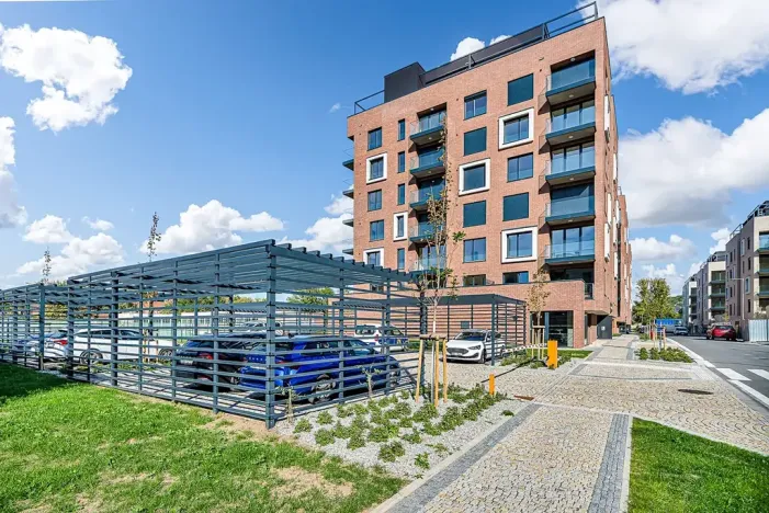 Pronájem bytu 2+kk, Praha - Karlín, Švarcova, 51 m2