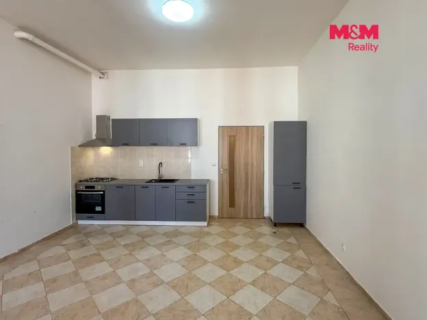 Pronájem bytu 3+kk, Svitavy - Město, náměstí Míru, 88 m2