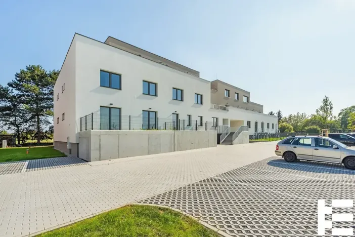 Prodej - jiné, Praha - Satalice, 14 m2