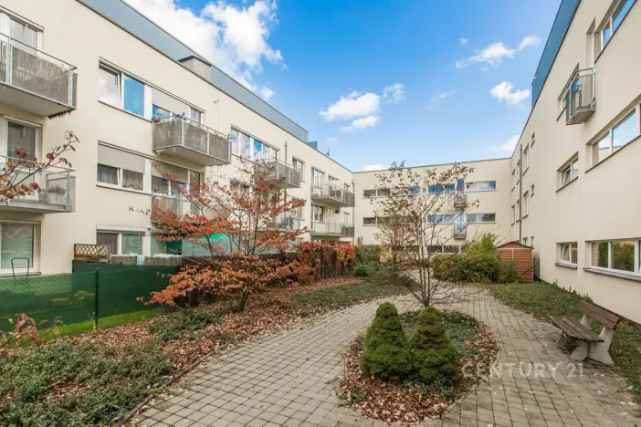Prodej bytu 2+kk, Praha - Hostavice, U Hostavického potoka, 55 m2