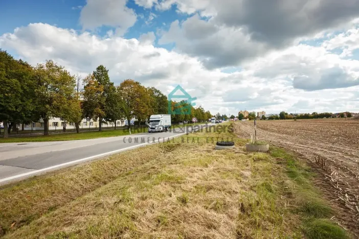 Prodej komerčního pozemku, Třeboň - Třeboň II, Pražská, 5132 m2