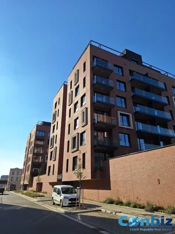 Pronájem bytu 2+kk, Praha - Karlín, Švarcova, 54 m2
