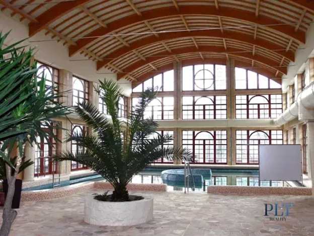 Prodej komerční nemovitosti, Chrastava, Bílokostelecká, 37700 m2