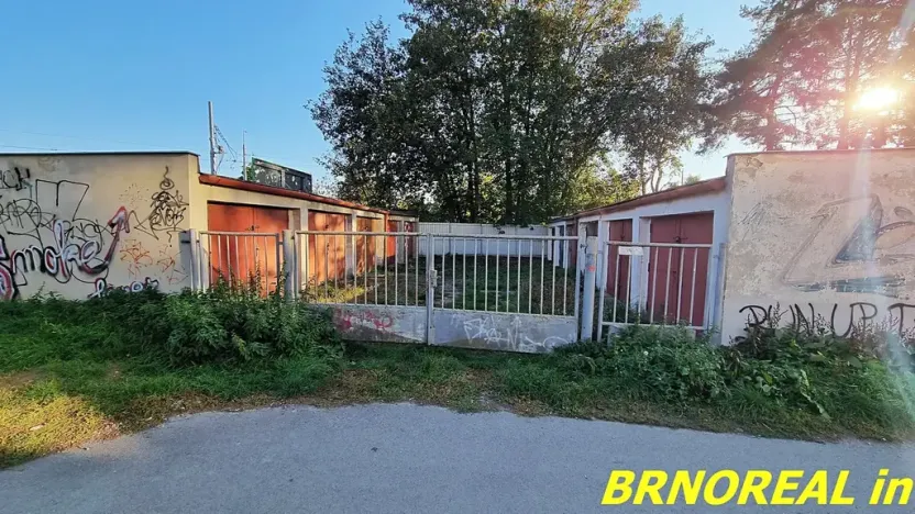 Pronájem garáže, Brno, Stránského, 17 m2