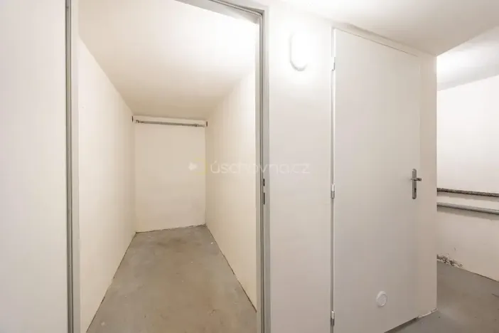 Prodej bytu 2+kk, Praha - Lhotka, K Novému dvoru, 64 m2