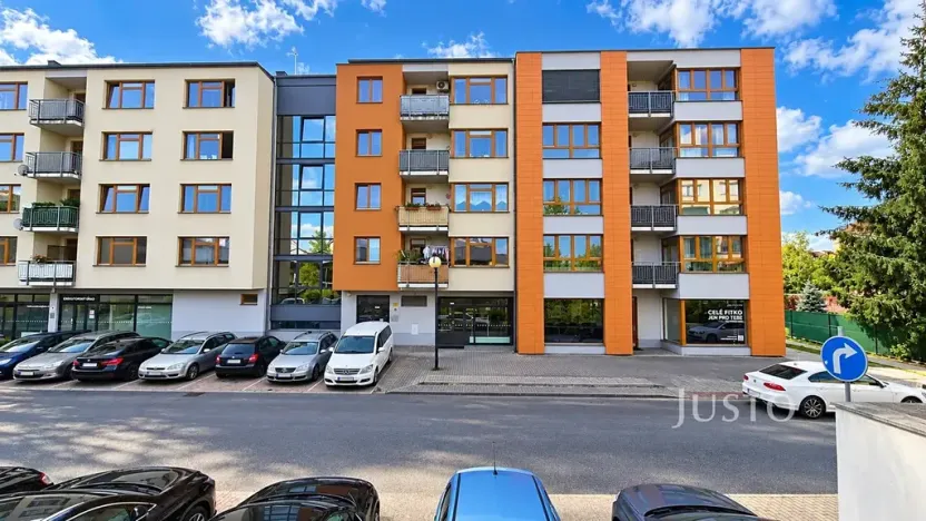 Prodej obchodního prostoru, Písek, V Portyči, 229 m2