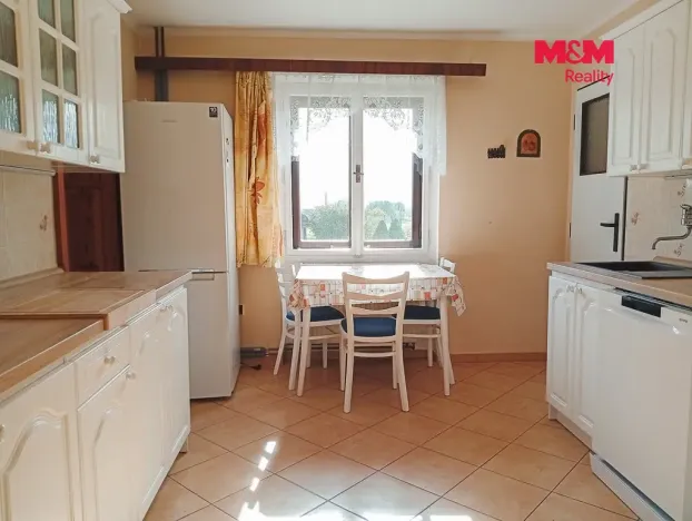 Prodej rodinného domu, Liběšice, 246 m2