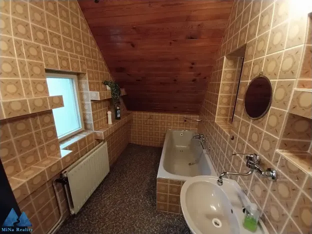 Prodej rodinného domu, Strážné, 180 m2