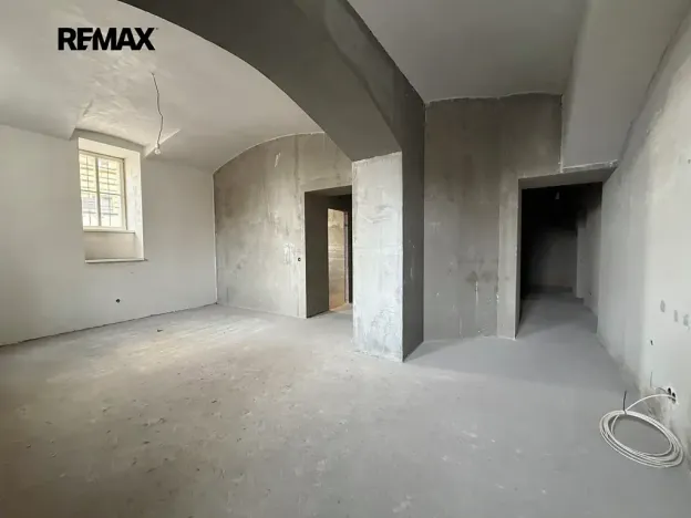 Pronájem obchodního prostoru, Praha - Nové Město, Koubkova, 89 m2
