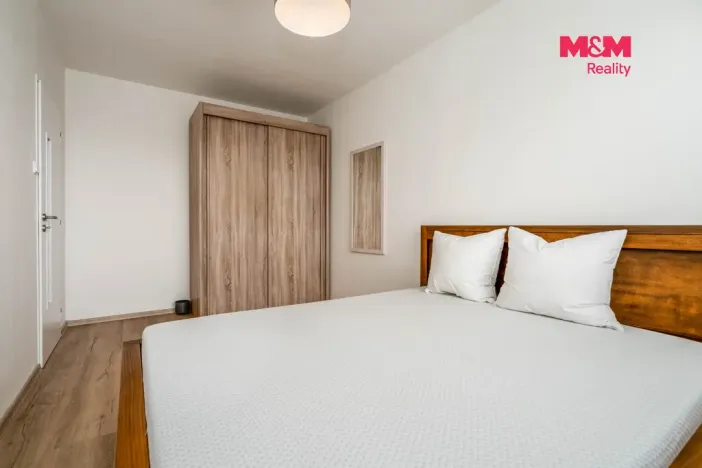 Pronájem bytu 3+kk, Praha - Kamýk, Cílkova, 67 m2
