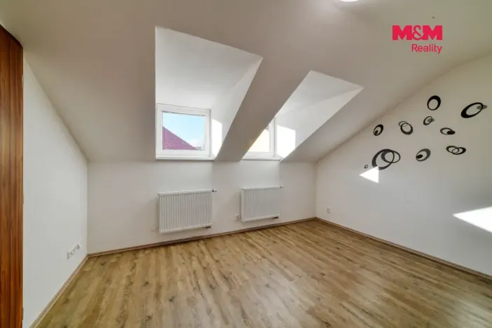 Pronájem bytu 1+1, Františkovy Lázně, 34 m2