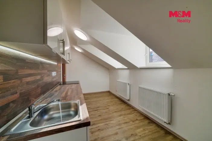 Pronájem bytu 1+1, Františkovy Lázně, 34 m2