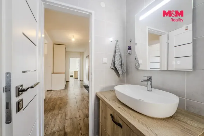 Prodej rodinného domu, Bobnice - Kovansko, Krátká, 80 m2