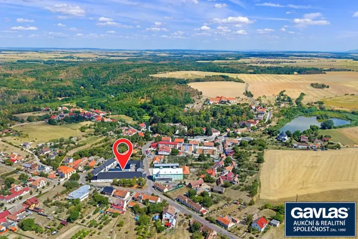 Prodej výrobních prostor, Tavíkovice, 2774 m2