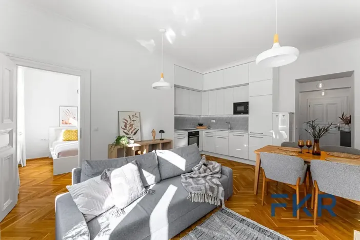 Pronájem bytu 2+kk, Praha - Bubeneč, Šmeralova, 52 m2