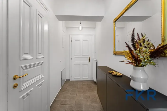 Pronájem bytu 2+kk, Praha - Bubeneč, Šmeralova, 52 m2