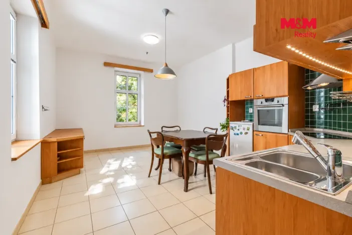 Pronájem bytu 1+1, Praha - Žižkov, Kubelíkova, 63 m2