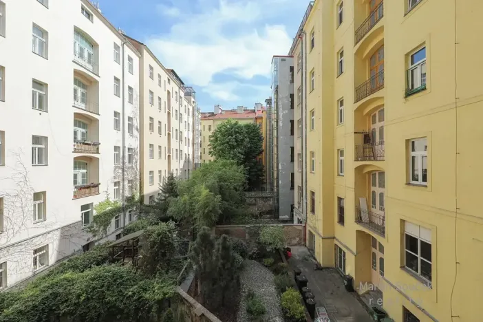 Pronájem bytu 3+kk, Praha - Holešovice, Šimáčkova, 70 m2