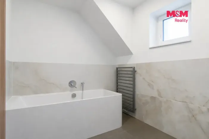 Prodej bytu 4+kk, Praha - Suchdol, V ořeší, 95 m2