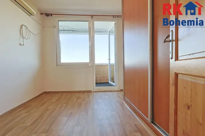Pronájem bytu 3+1, Praha - Prosek, Vysočanská, 84 m2