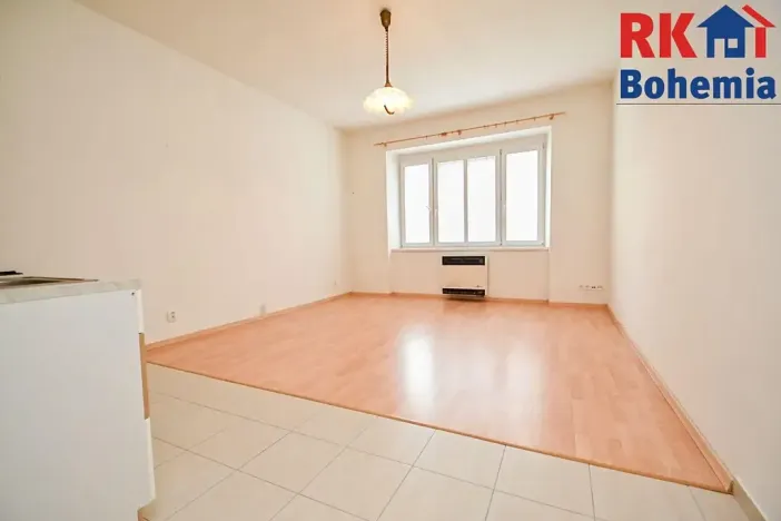 Pronájem bytu 2+kk, Praha - Nusle, Sdružení, 50 m2