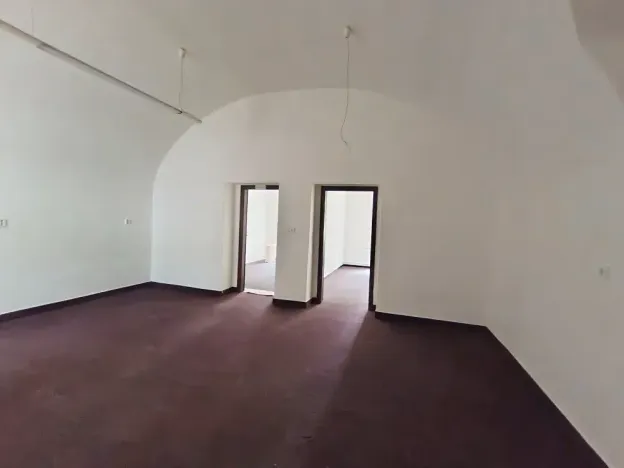 Pronájem obchodního prostoru, Hradec Králové, Československé armády, 52 m2