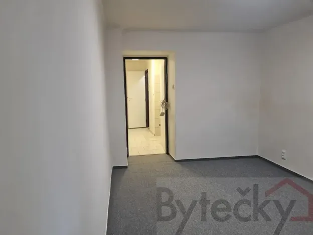 Pronájem bytu 1+1, Praha - Strašnice, Srbínská, 24 m2