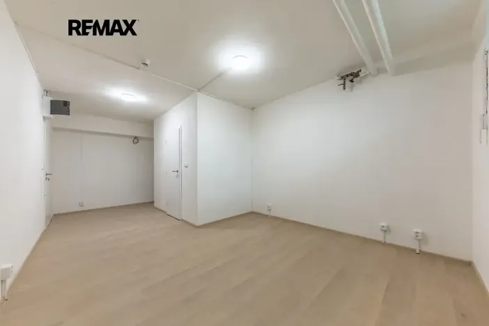 Prodej bytu 2+kk, Praha - Střížkov, Děčínská, 45 m2