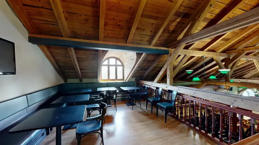 Dražba restaurace, Praha - Holešovice, Jankovcova, 1096 m2