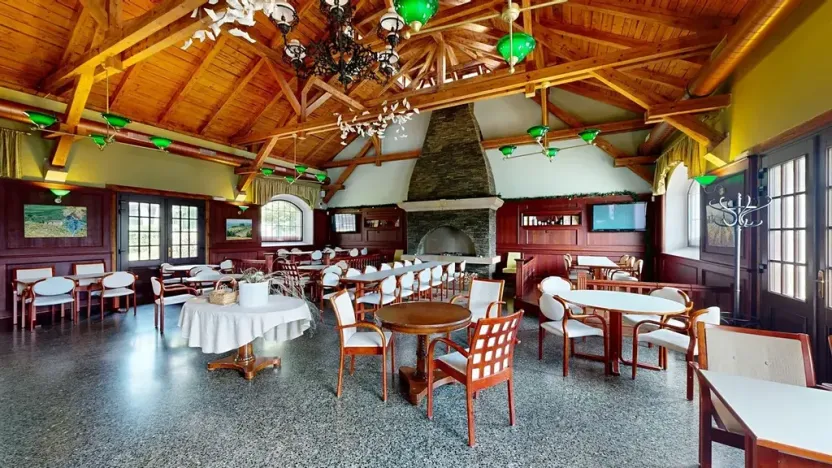 Dražba restaurace, Praha - Holešovice, Jankovcova, 1096 m2