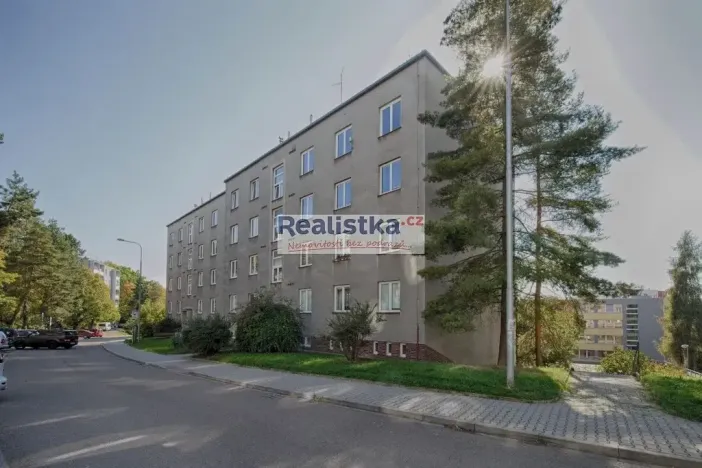 Pronájem bytu 3+1, Plzeň, Pod Záhorskem, 77 m2