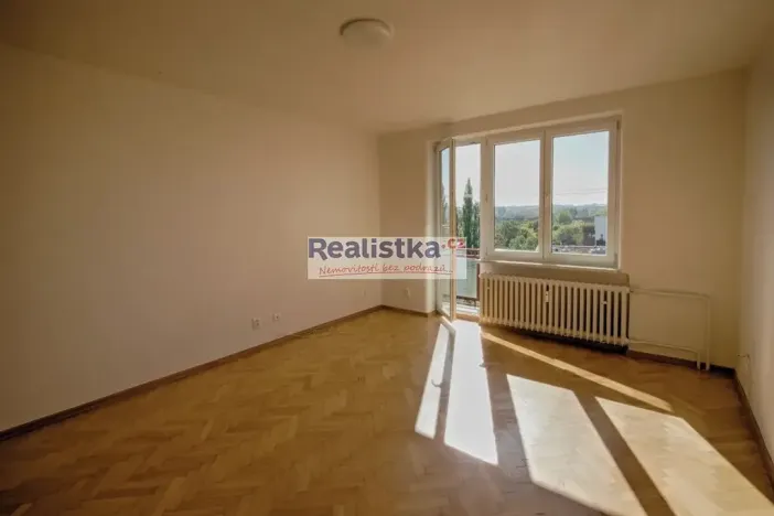 Pronájem bytu 3+1, Plzeň, Pod Záhorskem, 77 m2