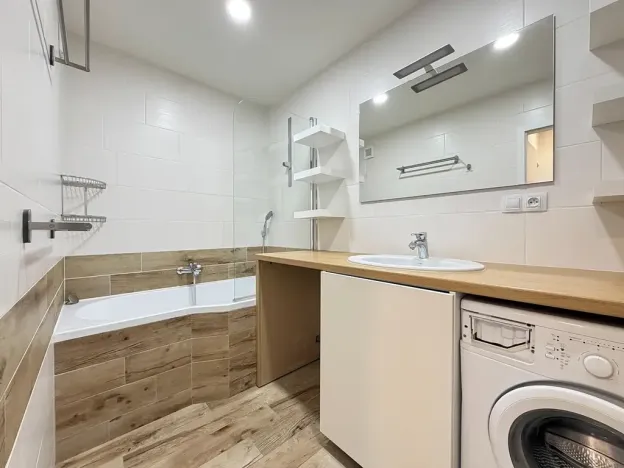 Pronájem bytu 3+1, Brno, Strnadova, 60 m2