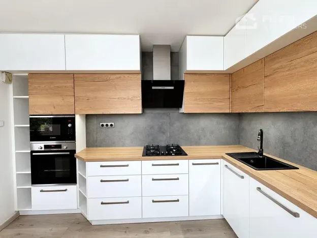 Prodej bytu 3+1, Valašské Meziříčí, Nádražní, 75 m2