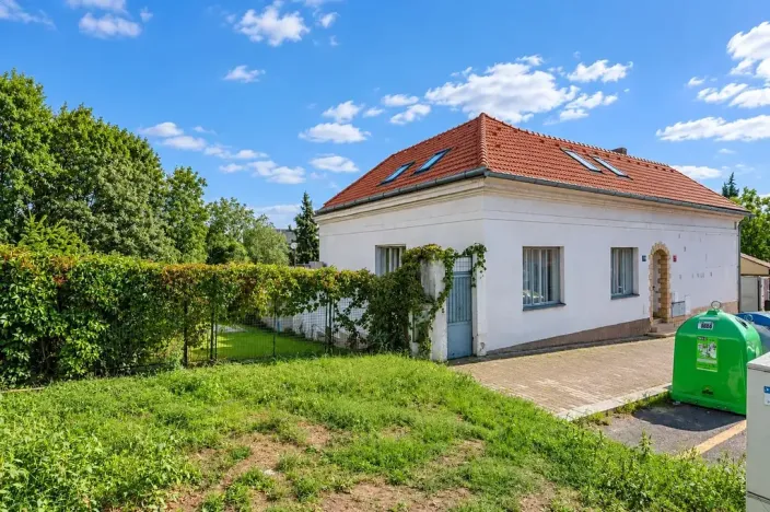 Prodej činžovního domu, Praha - Libeň, Davídkova, 558 m2