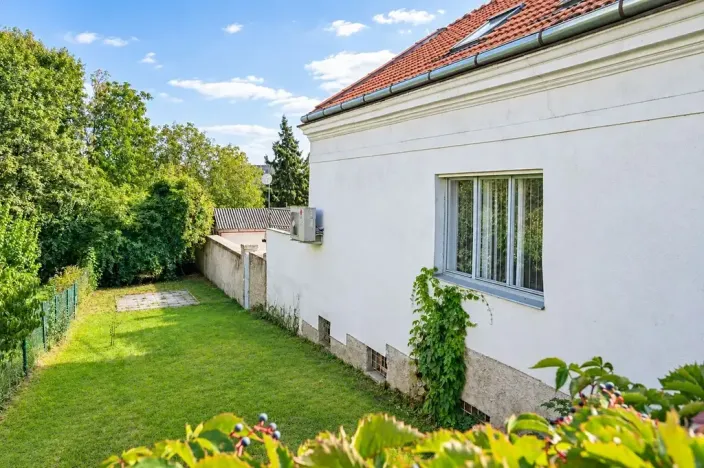 Prodej činžovního domu, Praha - Libeň, Davídkova, 558 m2