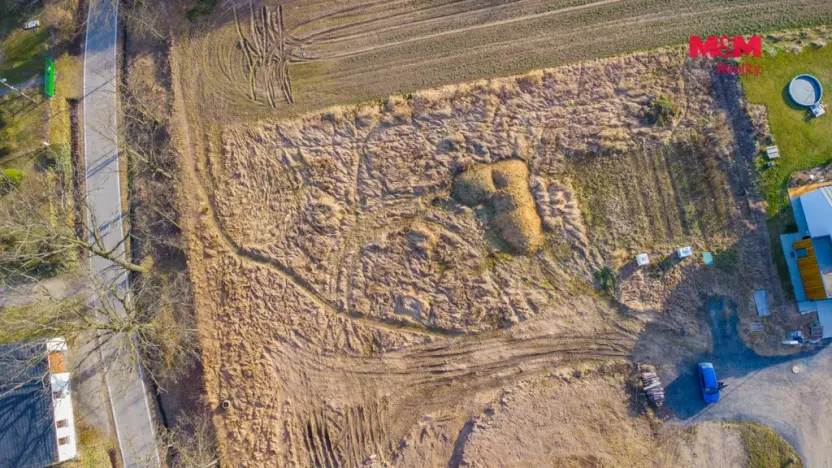 Prodej pozemku pro bydlení, Štěkeň, Luční, 2169 m2
