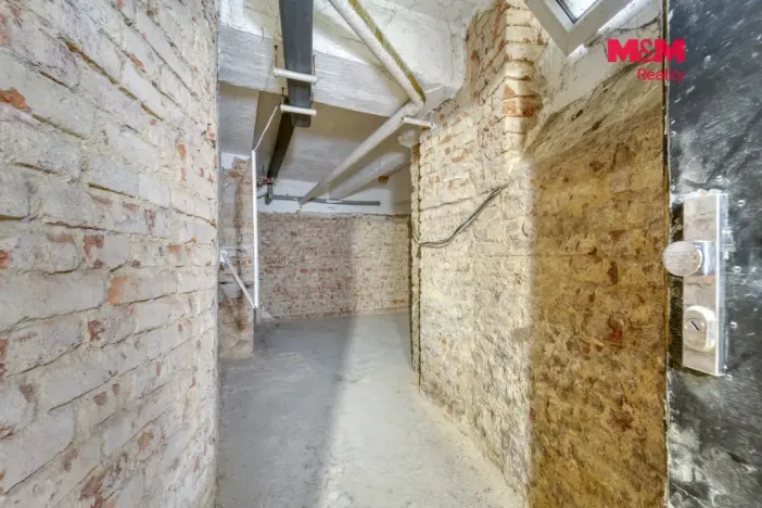 Prodej skladu, Praha, Jugoslávských partyzánů, 16 m2