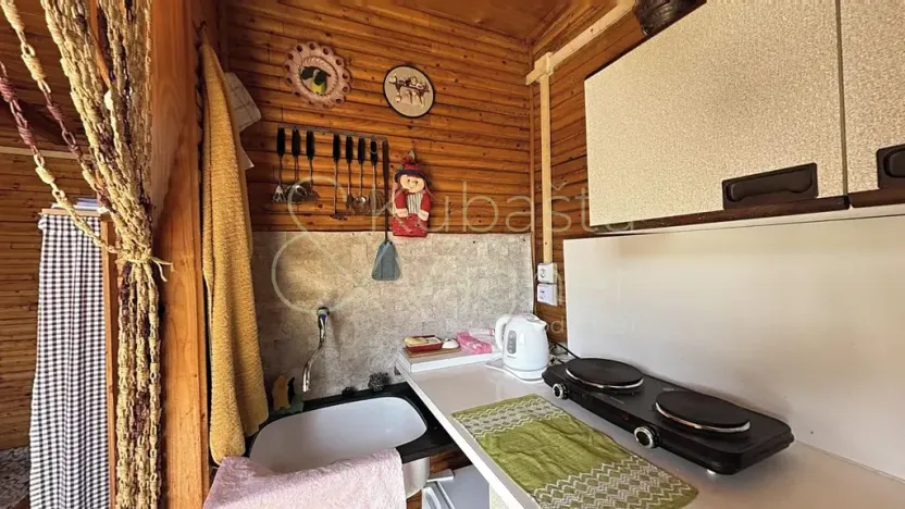 Prodej chaty, Chrudim, 16 m2