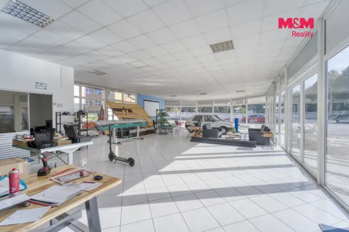 Prodej obchodního prostoru, Toužim, Plzeňská, 561 m2