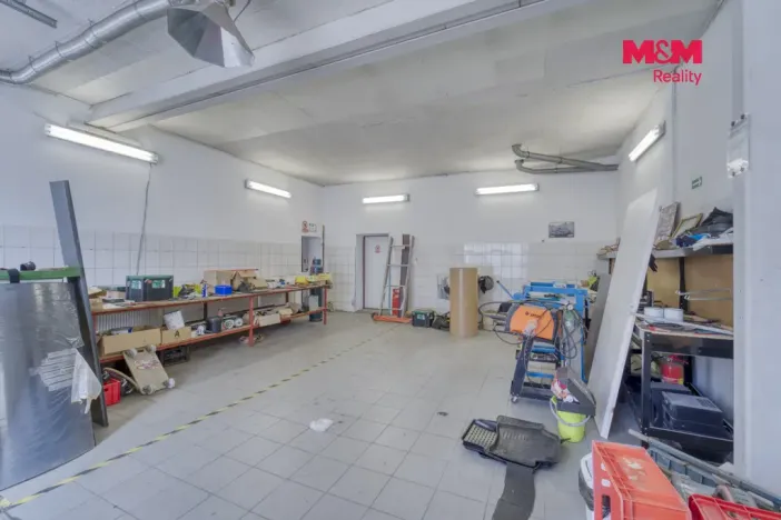Prodej obchodního prostoru, Toužim, Plzeňská, 561 m2
