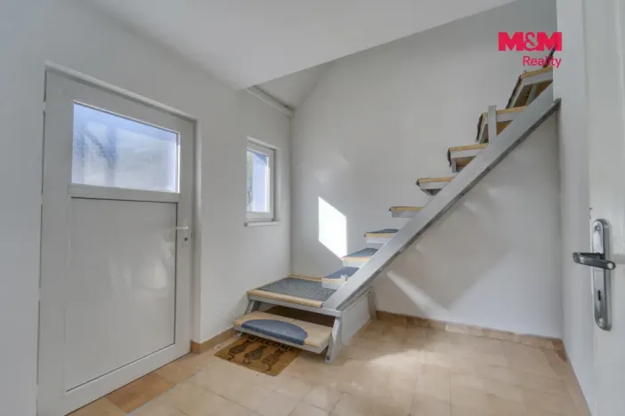 Prodej obchodního prostoru, Toužim, Plzeňská, 561 m2