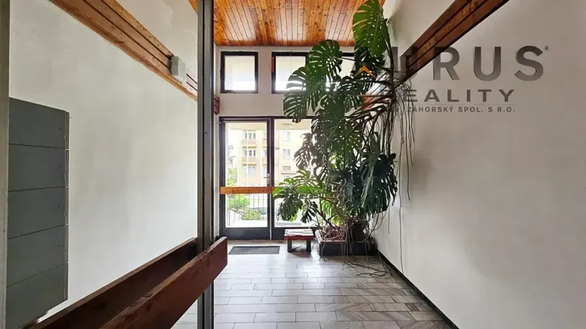 Pronájem bytu 4+1, Praha - Břevnov, Na Petřinách, 105 m2