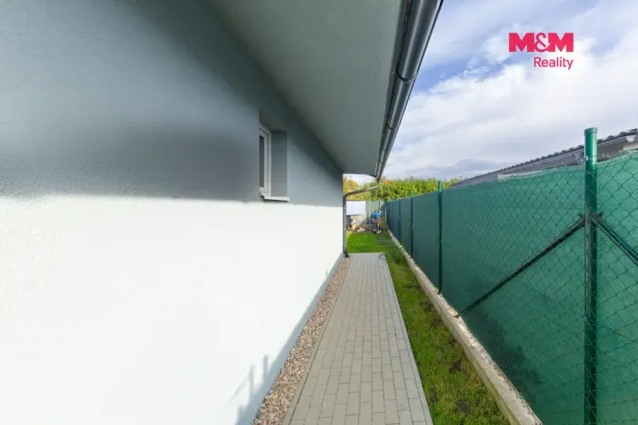 Prodej rodinného domu, Holubice, 114 m2