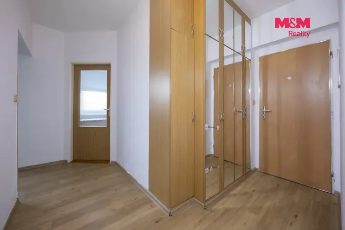 Prodej bytu 2+1, Jablonec nad Nisou, Kolmá, 56 m2